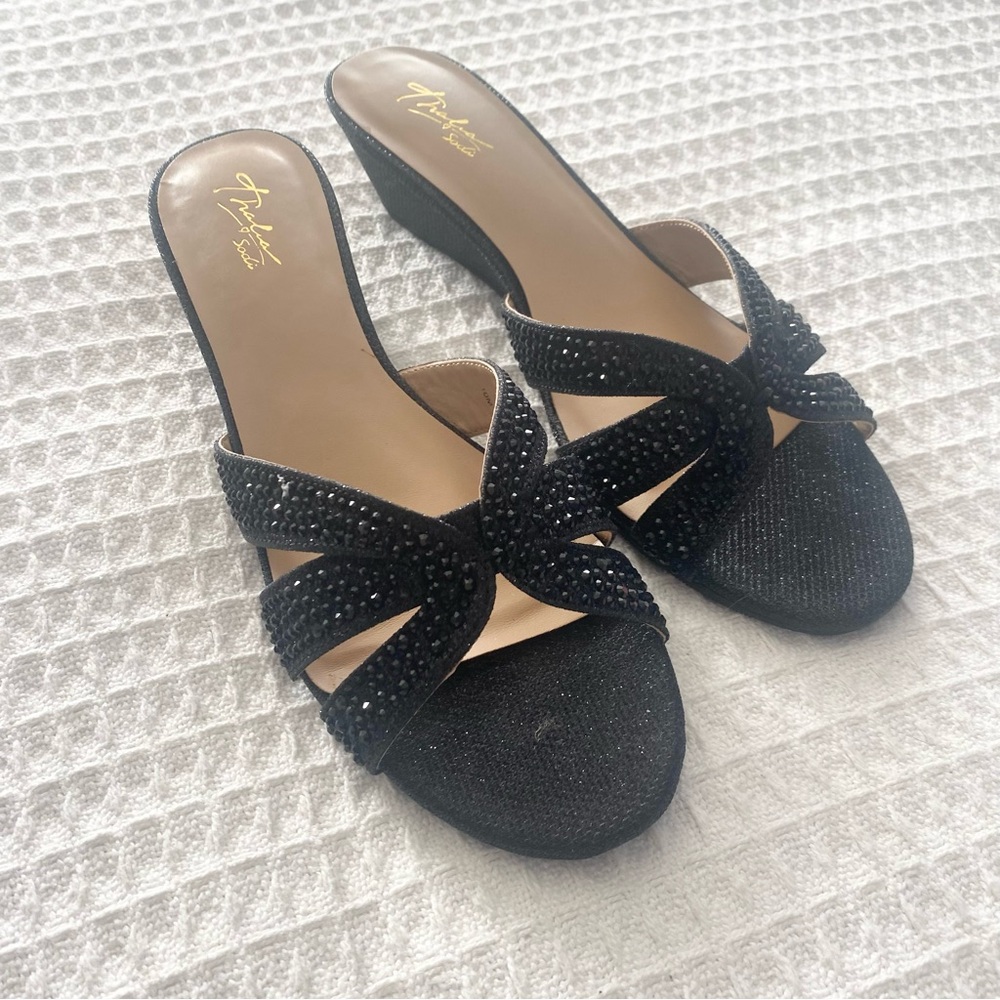 Thalia Sodi Ronie Black Rhinestone Wedges size 10 NIB
